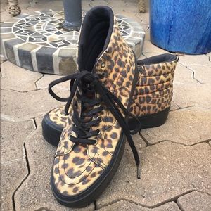 VANS Platform Sk8-Hi